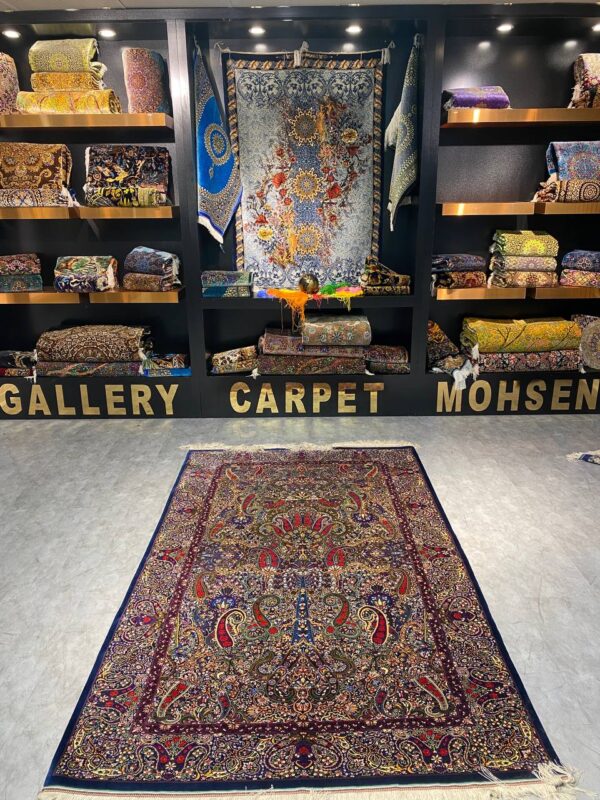 قالیچه ابریشم قم دست بافت ، نقشه استوایی