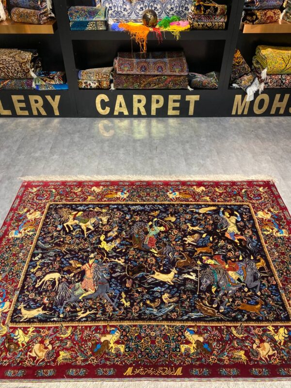 خرید قالیچه ابریشم قم دست بافت ، نقشه شکارگاه